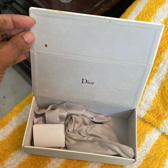 DIOR❌❌ SUNGLASSES💯 authentic - Picture 4 of 8